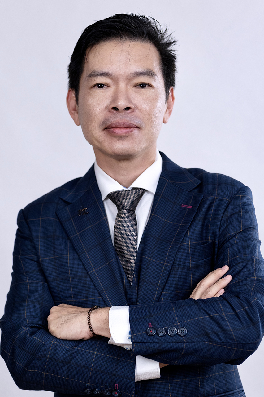 Assoc. Prof. Komgrit Leksakul, Ph.D.